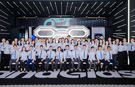 Stellar Civilization, Envisioning the Future | LandGlass Successfully Concludes China Glass 2025