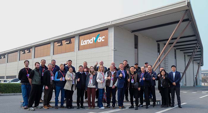 International Cooperation for Win-Win Results | Overseas Door & Window Industry Delegation Visits LandGlass