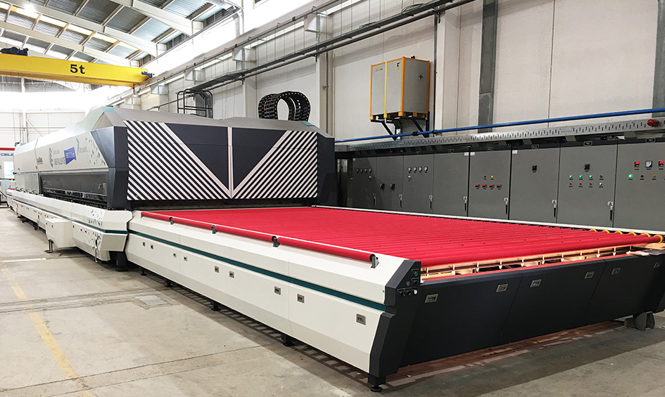 LandGlass installs a new UltraJet Jumbo Glass Tempering Machine at Cristalería Crevillente.jpg