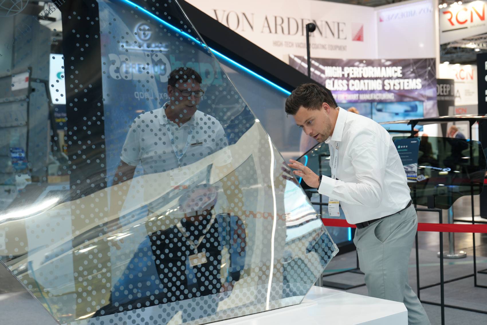 LandGlass Shines on Day 1 of Glasstec 2026 LandGlass Shines on Day 1 of Glasstec 20263.jpg